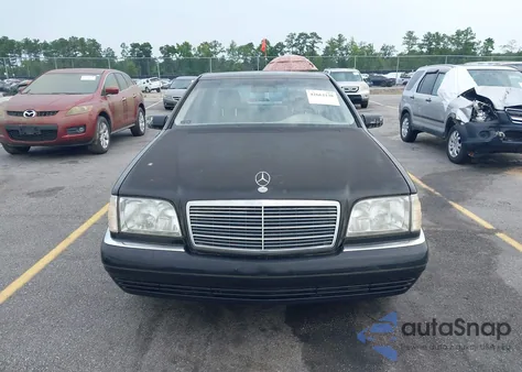 1999 Mercedes-Benz S 320 из США, поврежденный, VIN WDBGA32G9XA424769